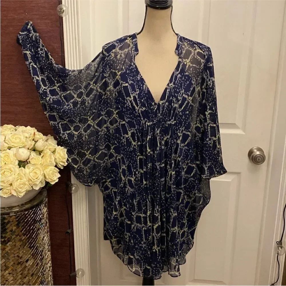 Diane Von Furstenberg Chic Navy Patterned silk tunic dress, US2